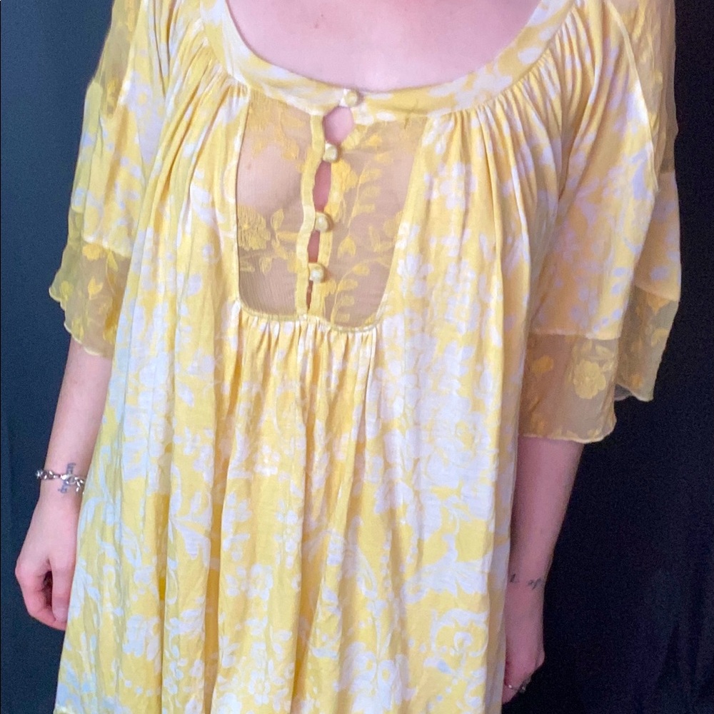 Testament Yellow Floral Lace Flowy Tunic